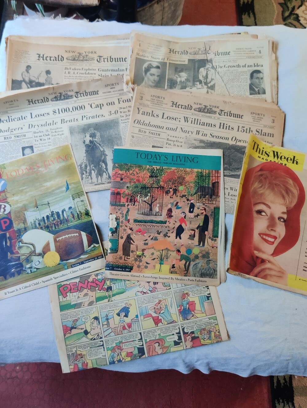 1957 New York Herald Tribune Newspaper Lot 7/28 8/4 8/11 9/22 9/29 10/6 10/13